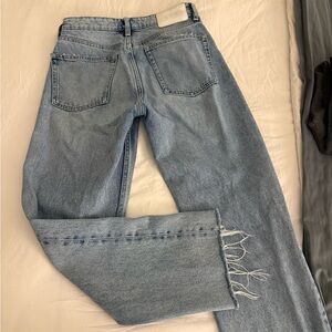 Zara Ankle Straight Jeans